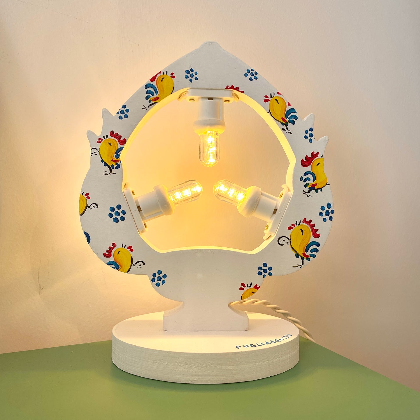 Luminaria Pomo